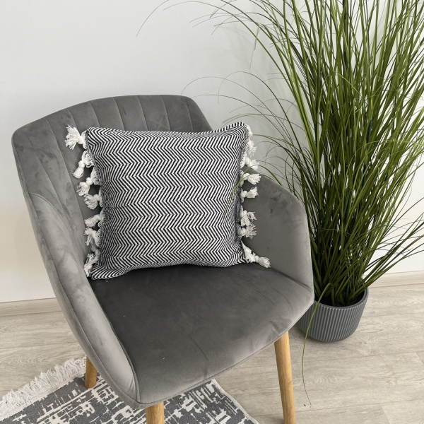 Декоративні подушки зигзаг чорний (2)